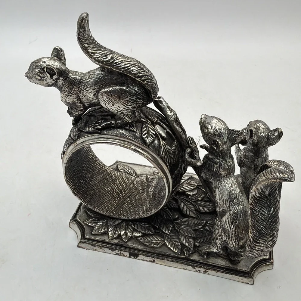 Franklin Mint Animals At Play Napkin Ring Silver Plate Squirrels Vintage 1977